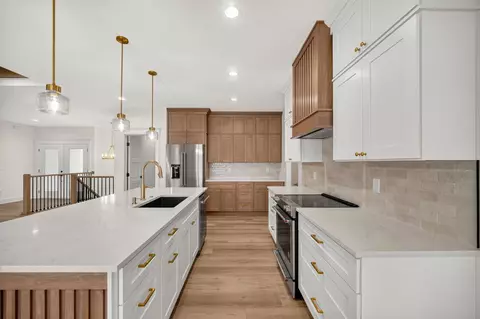 255 NW Woodmoor Dr, Waukee, IA 50263