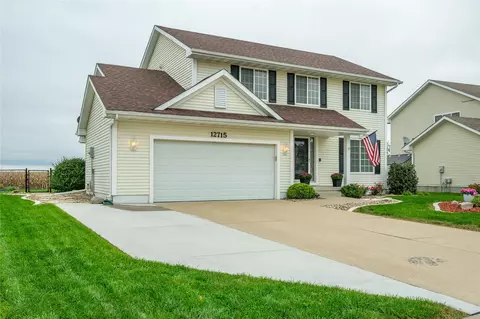 12715 Tanglewood Dr, Urbandale, IA 50323