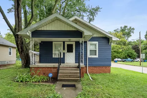 6202 SW 12th St, Des Moines, IA 50315