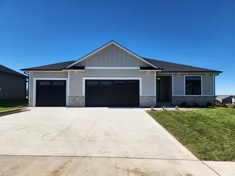 3302 SE Bannister Dr, Ankeny, IA 50021
