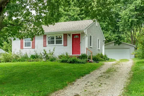 1129 Mason Ave, Des Moines, IA 50315