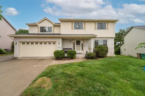1540 S 50th Pl, West Des Moines, IA 50265