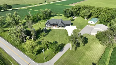 8481 NE 46th St, Bondurant, IA 50035