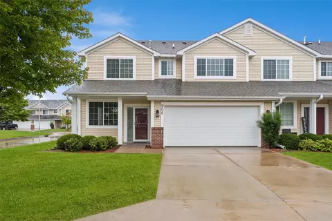 806 SE Mulberry Ln, Waukee, IA 50263
