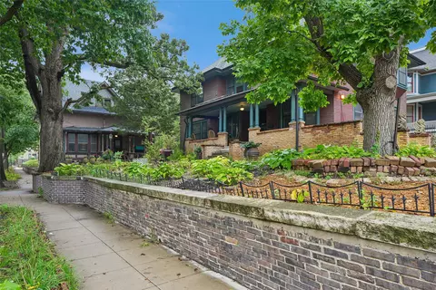 1701 Woodland Ave, Des Moines, IA 50309