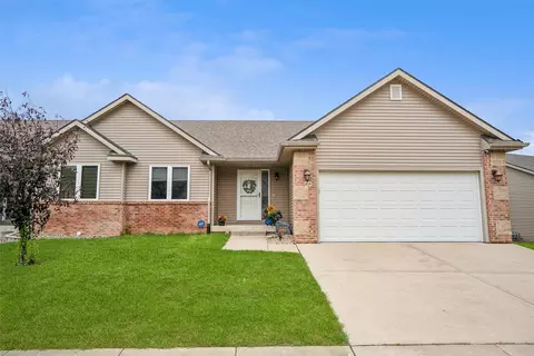 400 S 8th Ct #66, Indianola, IA 50125