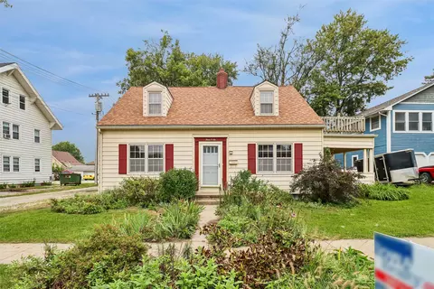 306 W Boston Ave, Indianola, IA 50125