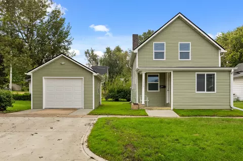 1208 5th St, Boone, IA 50036