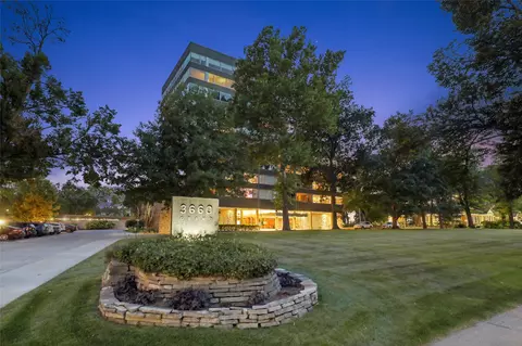 3660 Grand Ave #820, Des Moines, IA 50312