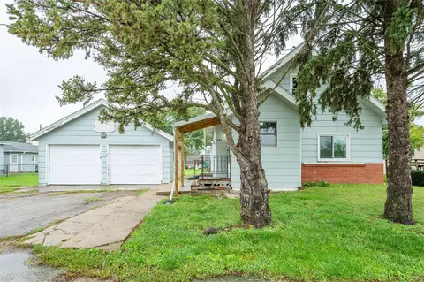 440 Burlington Ave, Martensdale, IA 50160