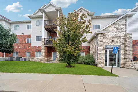 6255 Beechtree Dr #3205, West Des Moines, IA 50266