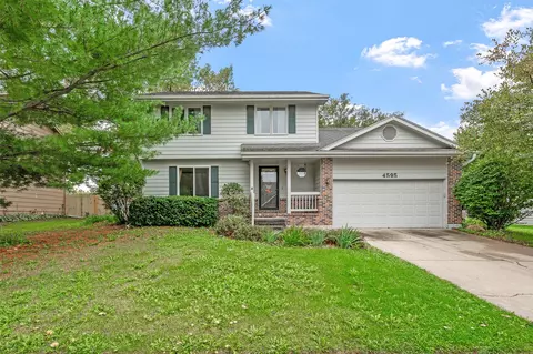 4595 Grant Cir, Pleasant Hill, IA 50327