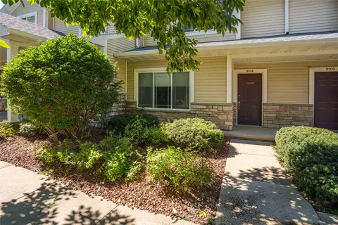 8601 Westown Pkwy #9104, West Des Moines, IA 50266