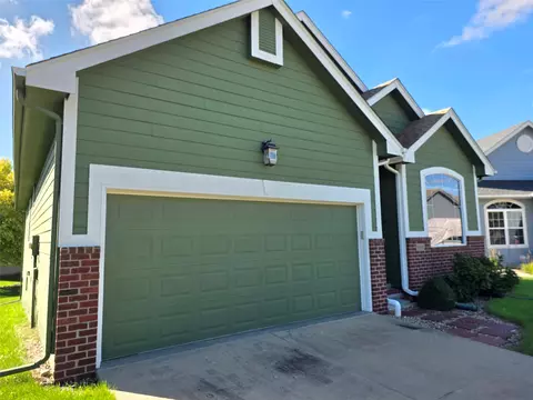 913 NW 21st Ct, Ankeny, IA 50023