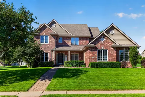 3524 149th St, Urbandale, IA 50323