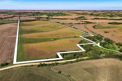 000 220th St, Guthrie Center, IA 50115