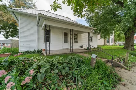 Exterior - 419 4th St, Colo, IA 50056 photo 2 of 5