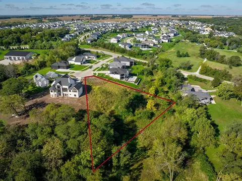545 El Dorado Ct, Waukee, IA 50263