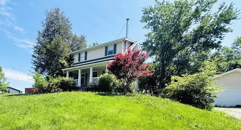 1956 665th Ave, Albia, IA 52531