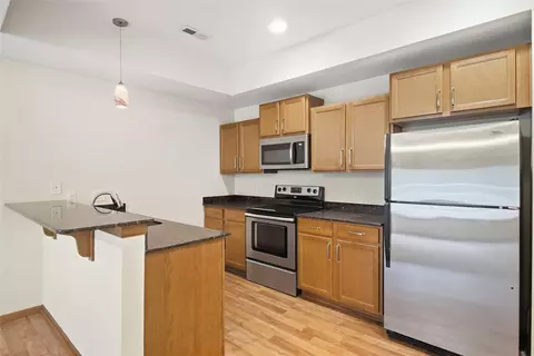 8601 Westown Pkwy #27103, West Des Moines, IA 50266