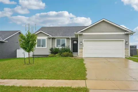 1708 Euclid Ave, Indianola, IA 50125