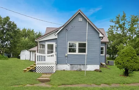 603 3rd St, Bussey, IA 50044