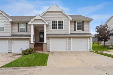 4841 63rd St, Urbandale, IA 50322
