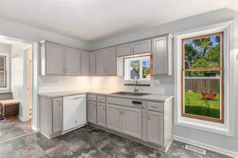 Kitchen - 1624 Main St, Adel, IA 50003 photo 4 of 4