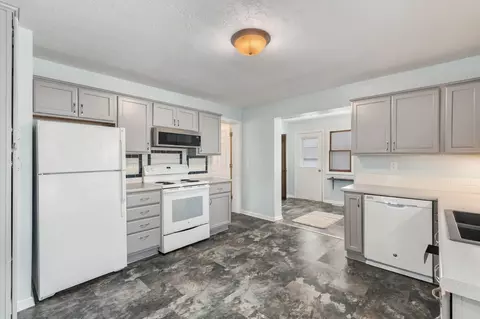Kitchen - 1624 Main St, Adel, IA 50003 photo 1 of 4