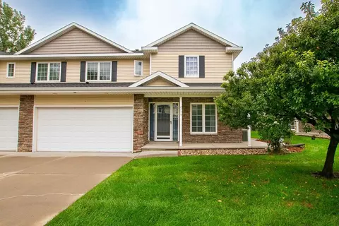 2779 NW 154th Ct, Clive, IA 50325
