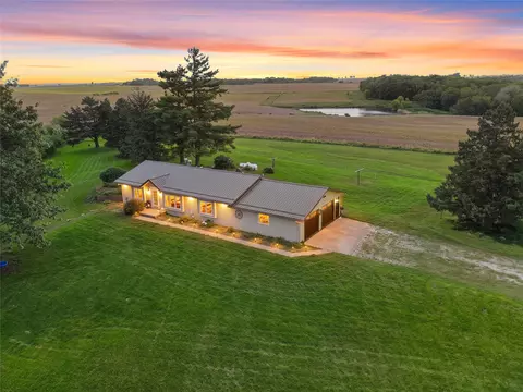 1539 80th Ave, Knoxville, IA 50138