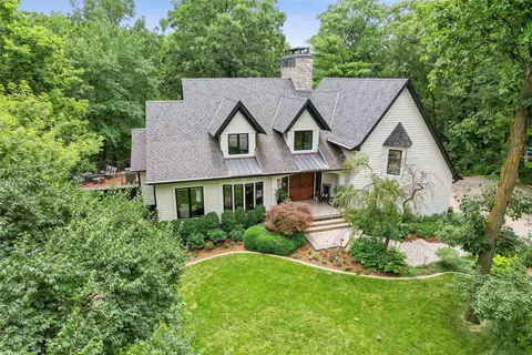 12872 Cardinal Ln, Urbandale, IA 50323