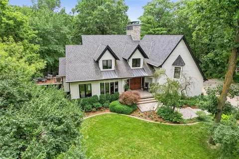 12872 Cardinal Ln, Urbandale, IA 50323