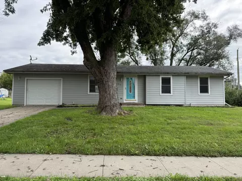 1014 Holly Dr, Norwalk, IA 50211