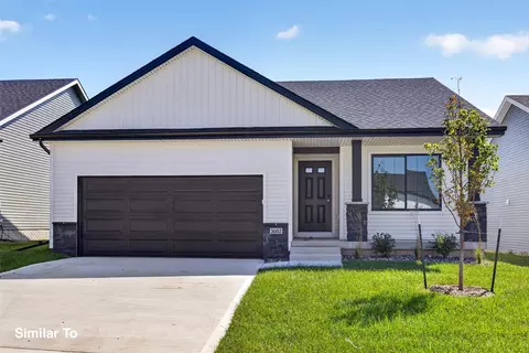 1211 NW Petersen Dr, Waukee, IA 50263