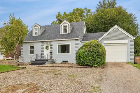 617 Grand Ave, West Des Moines, IA 50265