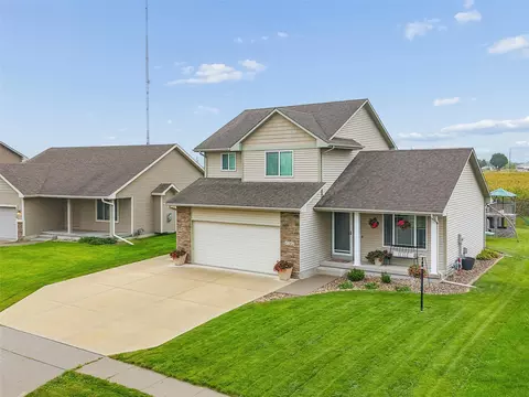 3101 SE Keystone Dr, Grimes, IA 50111