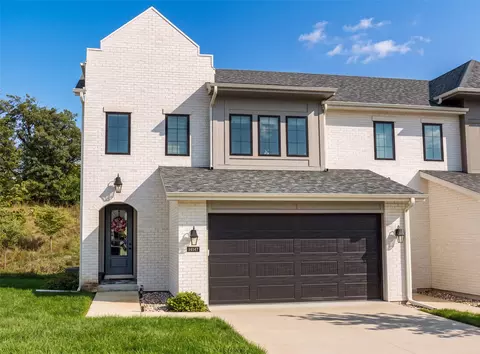 14147 Wilden Dr, Urbandale, IA 50323