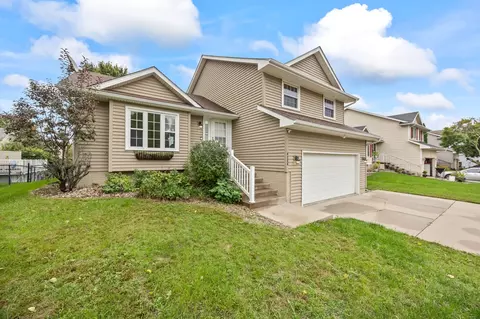 4225 SE 23rd St, Des Moines, IA 50320