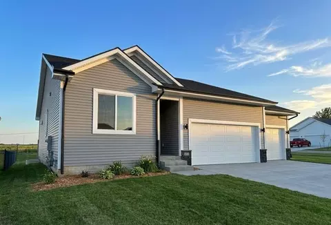 631 Fremont Ave, Ames, IA 50014