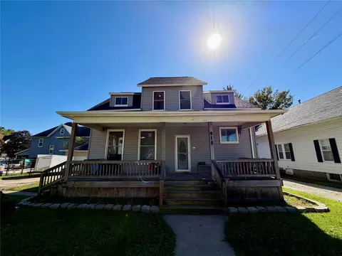 918 Armory Ave, Chariton, IA 50049