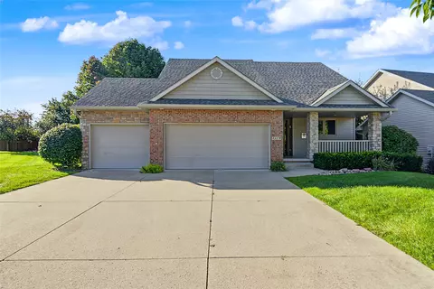 4608 154th St, Urbandale, IA 50323