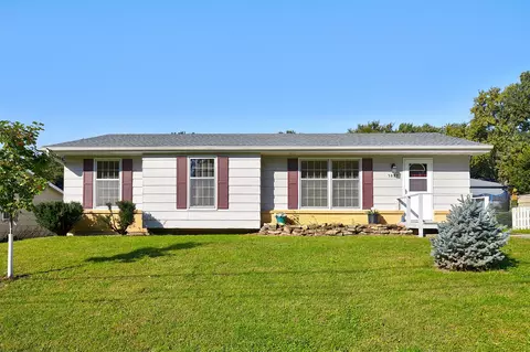 3828 79th St, Urbandale, IA 50322