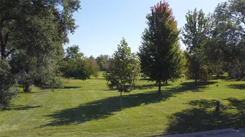 16 Th St, Perry, IA 50220