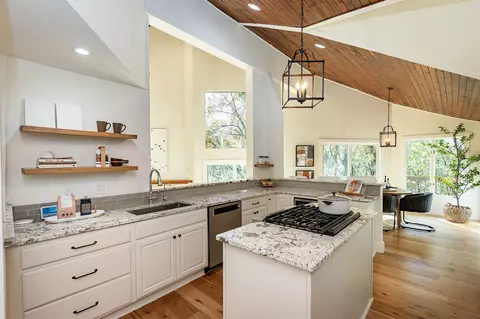 Kitchen - 4702 Dover Dr, Ames, IA 50014 photo 3 of 3