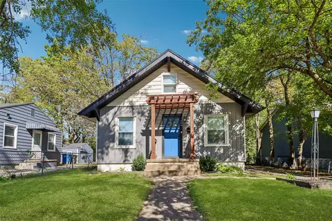 2735 College Ave, Des Moines, IA 50311