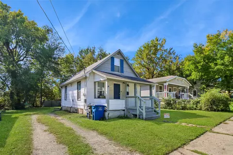 2724 College Ave, Des Moines, IA 50311
