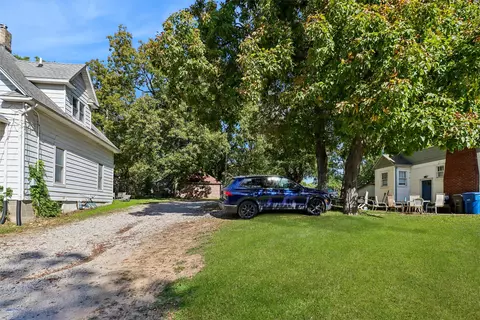 2705 College Ave, Des Moines, IA 50311