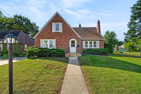 1244 Edgemont St, Des Moines, IA 50315
