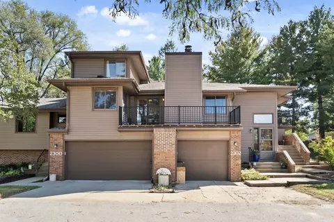 2302 Glenwood Dr #11, Des Moines, IA 50321